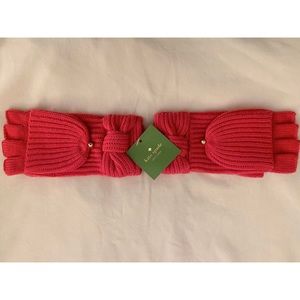 Kate Spade Mittens ❄️